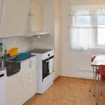 6 Person In Sandhornoy Semesterbostad Rossnes