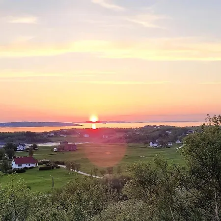 6 Person In Sandhornoy * Rossnes